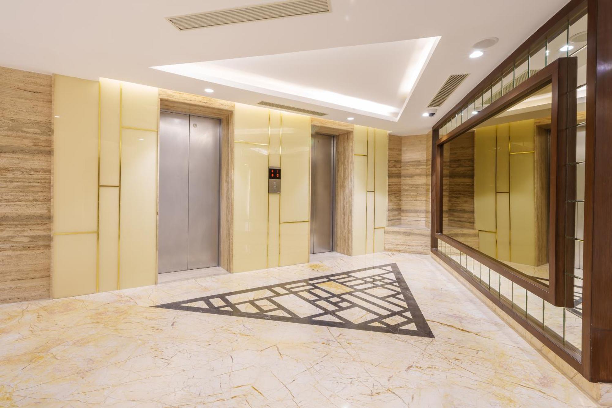 Pharos Hotels Ченай Екстериор снимка